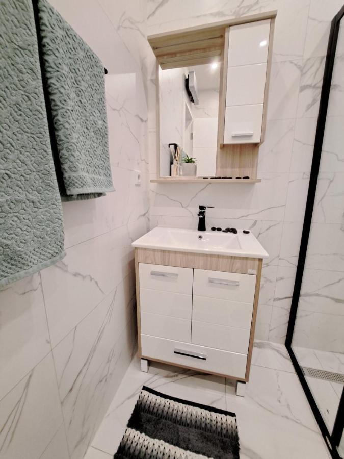 Apartman Andrea SJJ Esterno foto