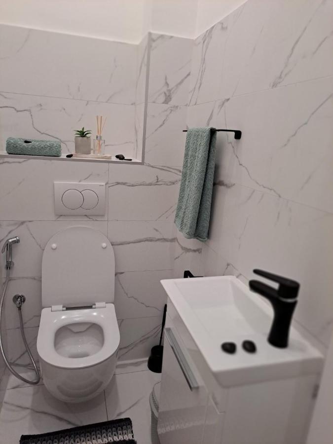 Apartman Andrea SJJ Esterno foto